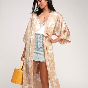 Lulus duster robe / kimono